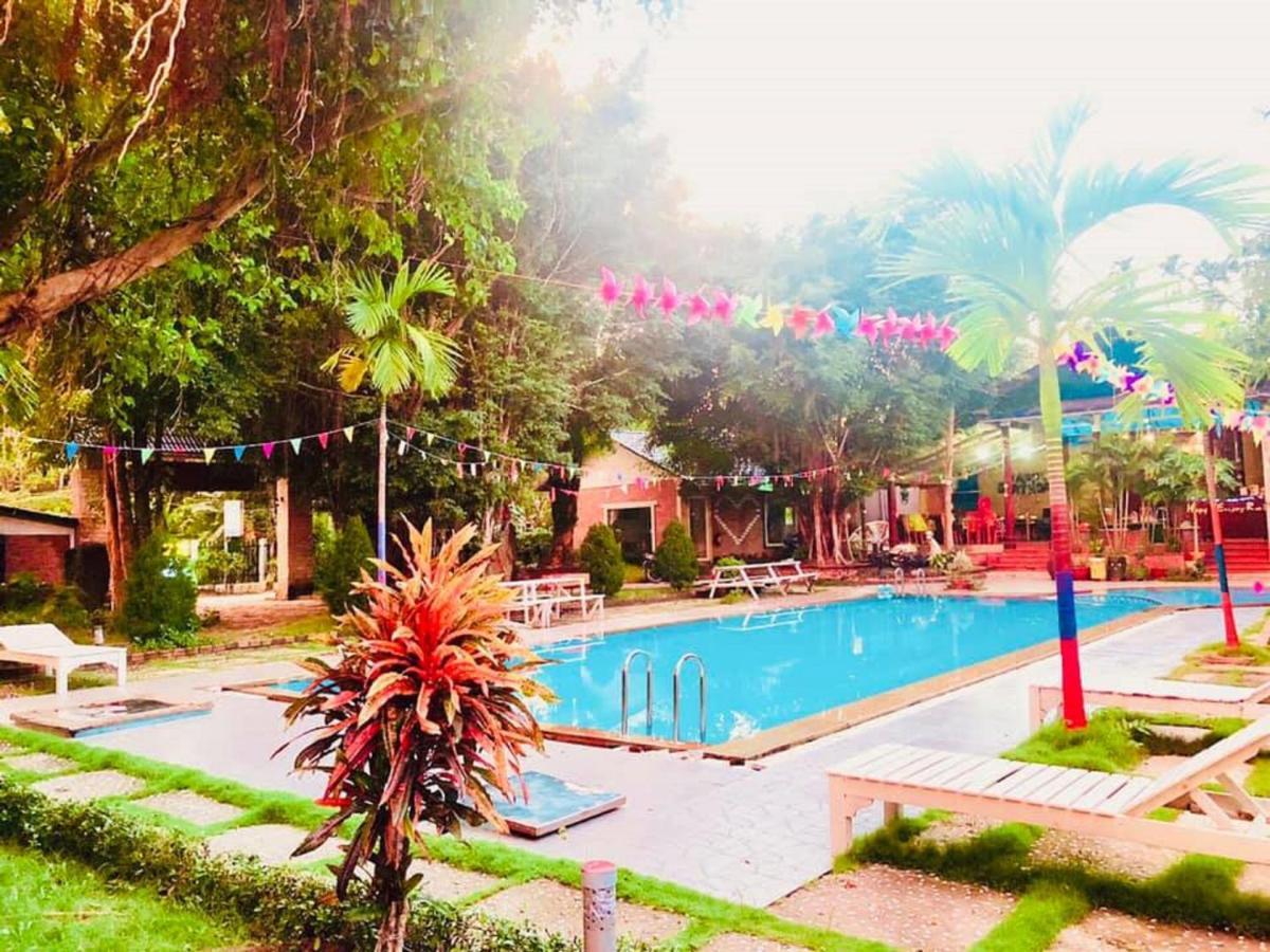 Her Bungalow Phu Quoc Bagian luar foto